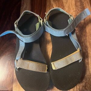 Tevas